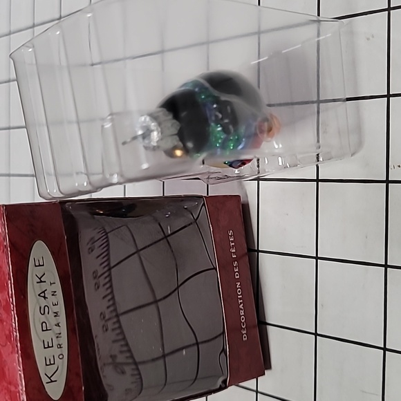 VINTAGE Hallmark Hand-Blown Glass Penguin Ornament 2000 Li'l Roly-Poly Penguin - Picture 7 of 10